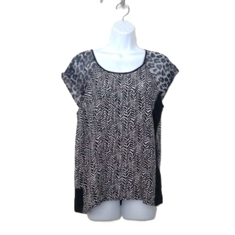 Express Animal Print Top Silky Zebra Print Black & White Back Keyhole EUC Sz M